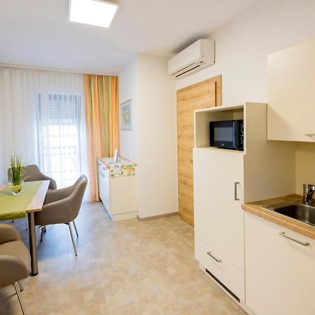 Weingut Gastehaus Palkowitsch Bed and Breakfast Illmitz Εξωτερικό φωτογραφία